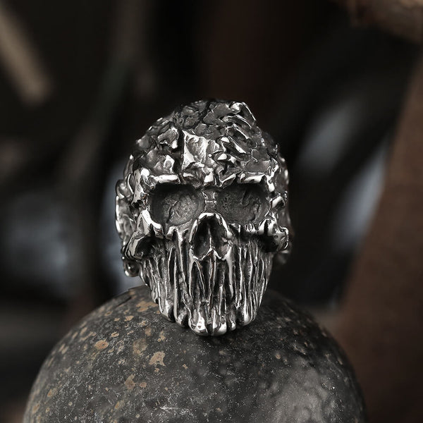 Scar Crack Stainless Steel Skull Ring 01 | Gthic.com