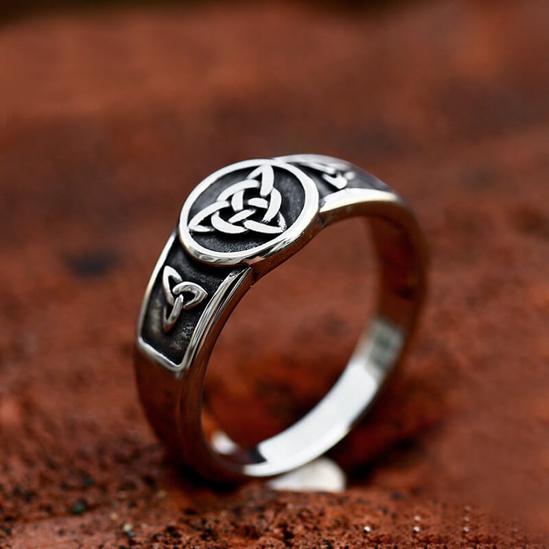 Simple Celtic Knot Stainless Steel Viking Ring – GTHIC