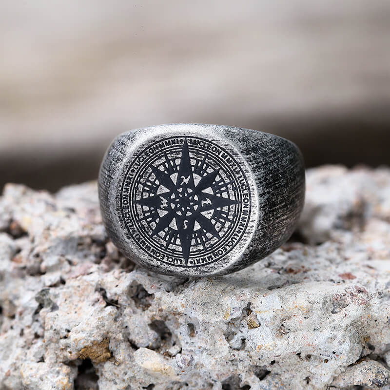 Simple Design Compass Stainless Steel Ring | Gthic.com