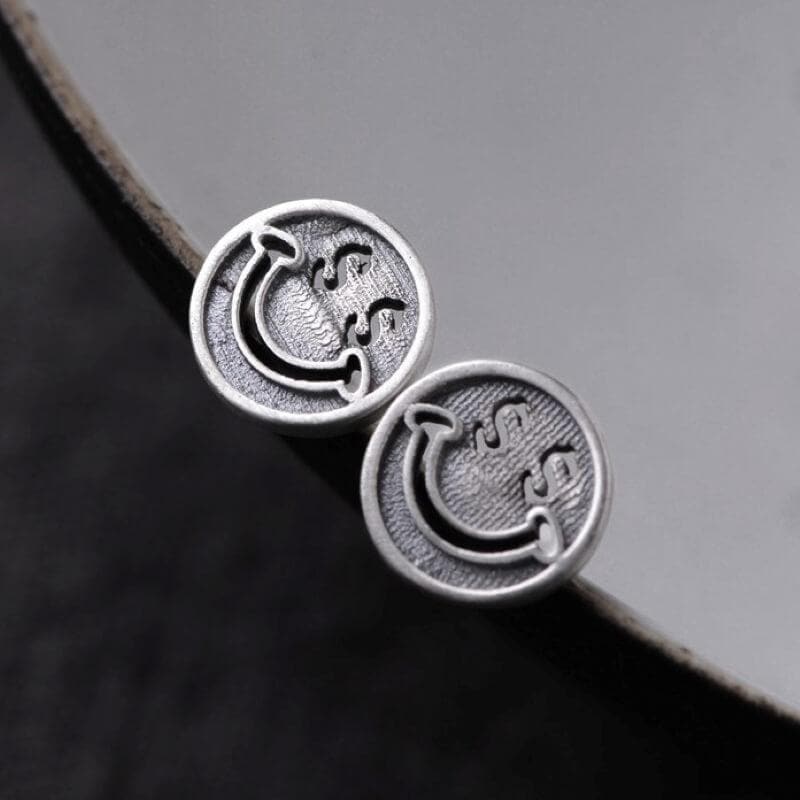 Smiling Face Sterling Silver Stud Earrings 01 | Gthic.com