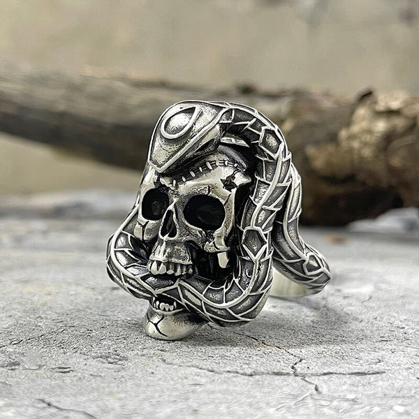 Snake And Skull Sterling Silver Gothic Ring 01 | Gthic.com