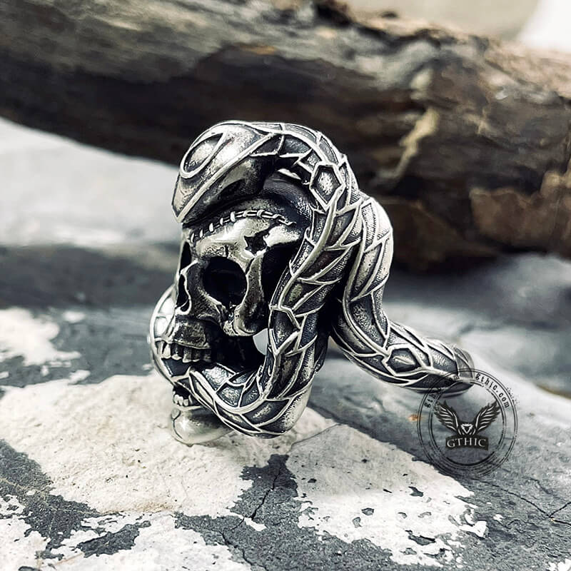 Snake And Skull Sterling Silver Gothic Ring 05 | Gthic.com