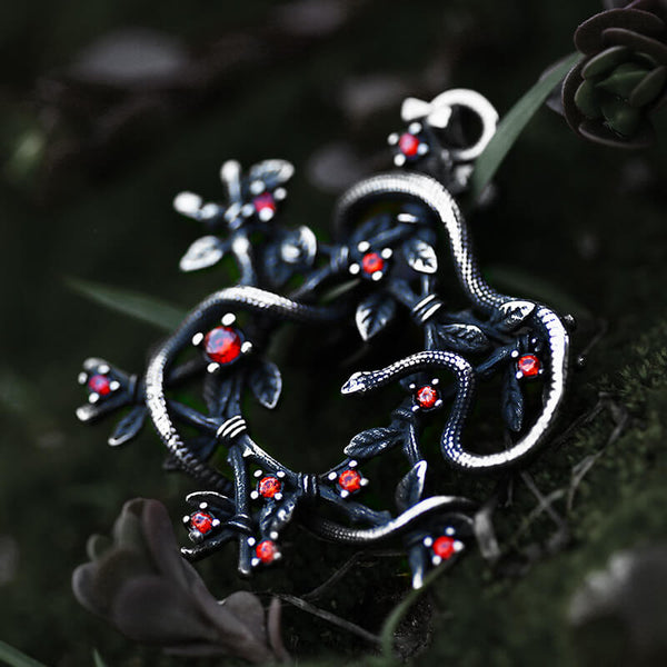 Snake Entwined Star Stainless Steel Pendant03 | Gthic.com