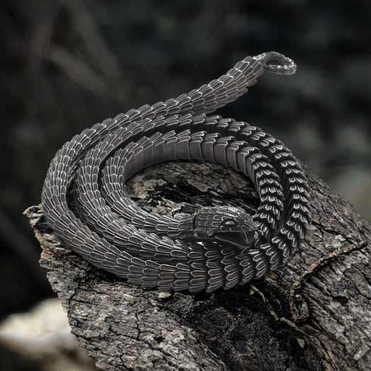 Snake Scale Stainless Steel Necklace | Gthic.com