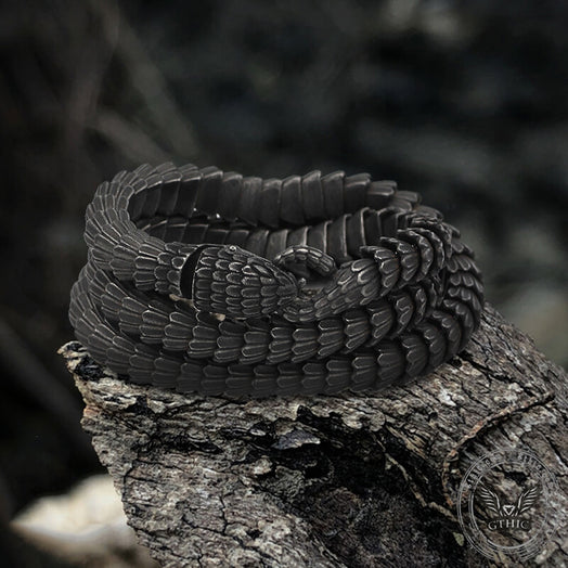 Snake Scale Stainless Steel Necklace | Gthic.com