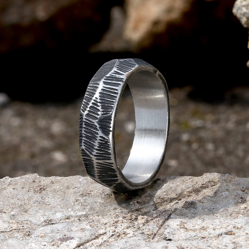 Striped Pattern Stainless Steel Ring | Gthic.com