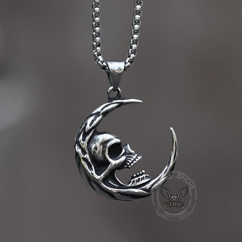 The Skull of Waning Moon Stainless Steel Necklace | Gthic.com