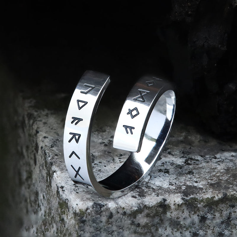 Threaded Runes Stainless Steel Ring 01 Silver | Gthic.com