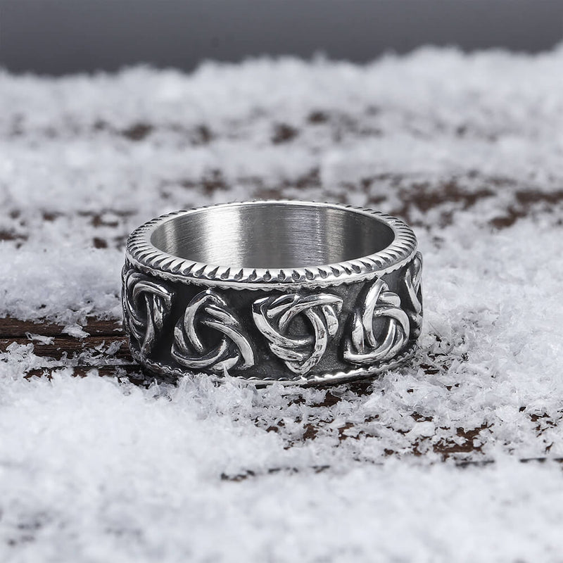 Triquetra Mammen Stainless Steel Ring 01 | Gthic.com