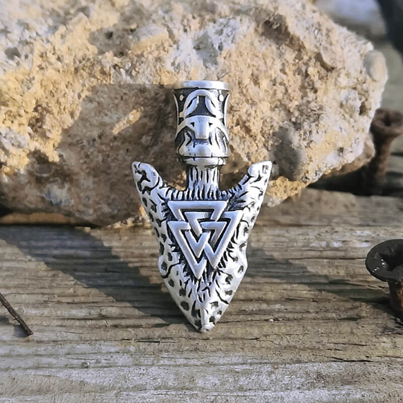 Pendentif Viking en argent sterling avec lance en pierre de Valknut