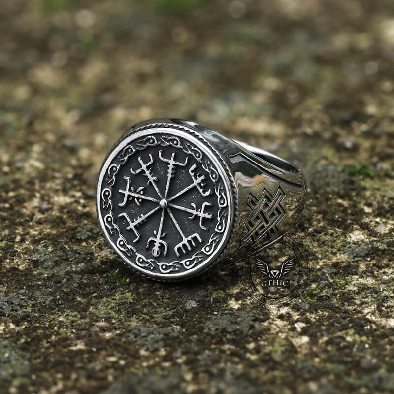 Vegvisir Celtic Knot Stainless Steel Ring | Gthic.com