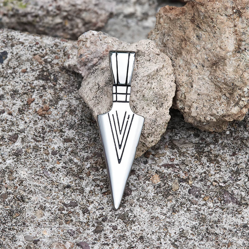 Vintage Arrowhead Stainless Steel Pendant | Gthic.com