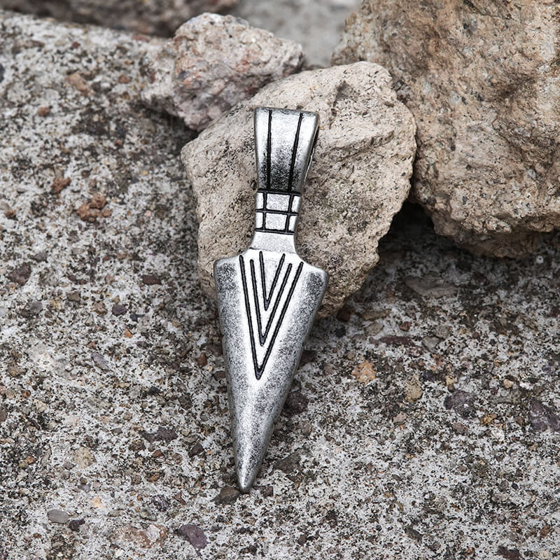 Vintage Arrowhead Stainless Steel Pendant | Gthic.com