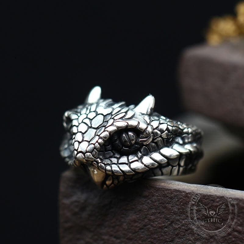 Vintage Cerastes Sterling Silver Animal Ring | Gthic.com