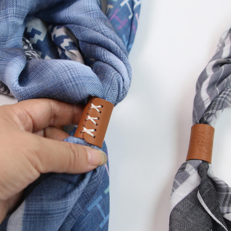 Vintage Checkered Square Scarf04 | Gthic.com