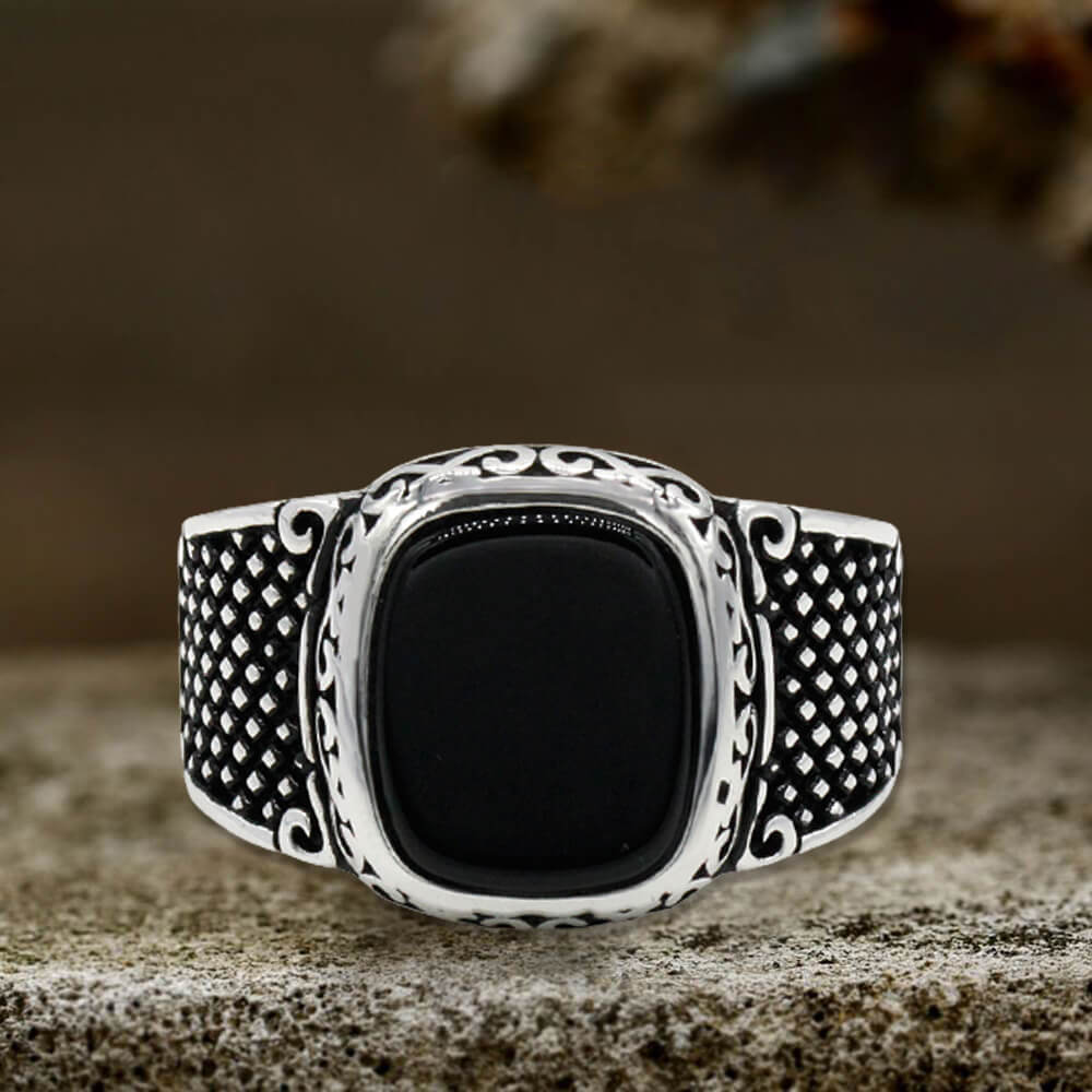 Vintage Gemstone Sterling Silver Ring | Gthic.com