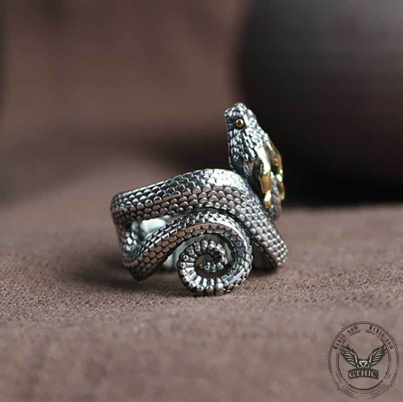 Vintage Horned Snake Sterling Silver Animal Ring | Gthic.com