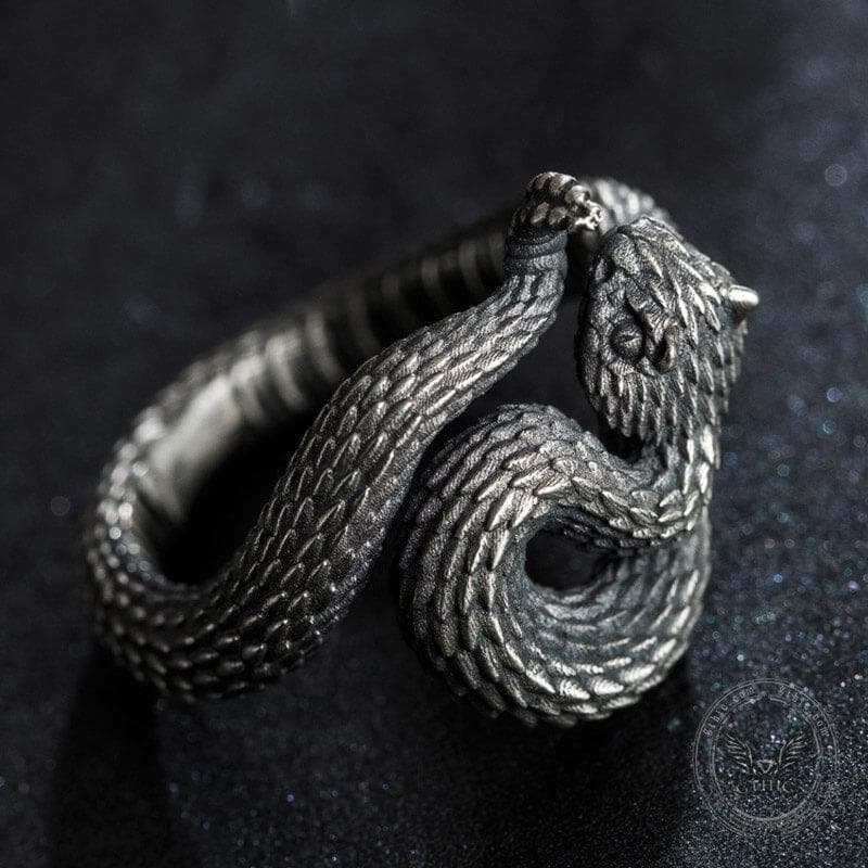 Vivid Cerastes Snake Sterling Silver Ring | Gthic.com